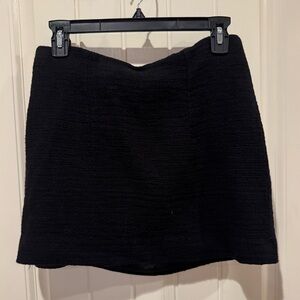 Mng tweed black skirt